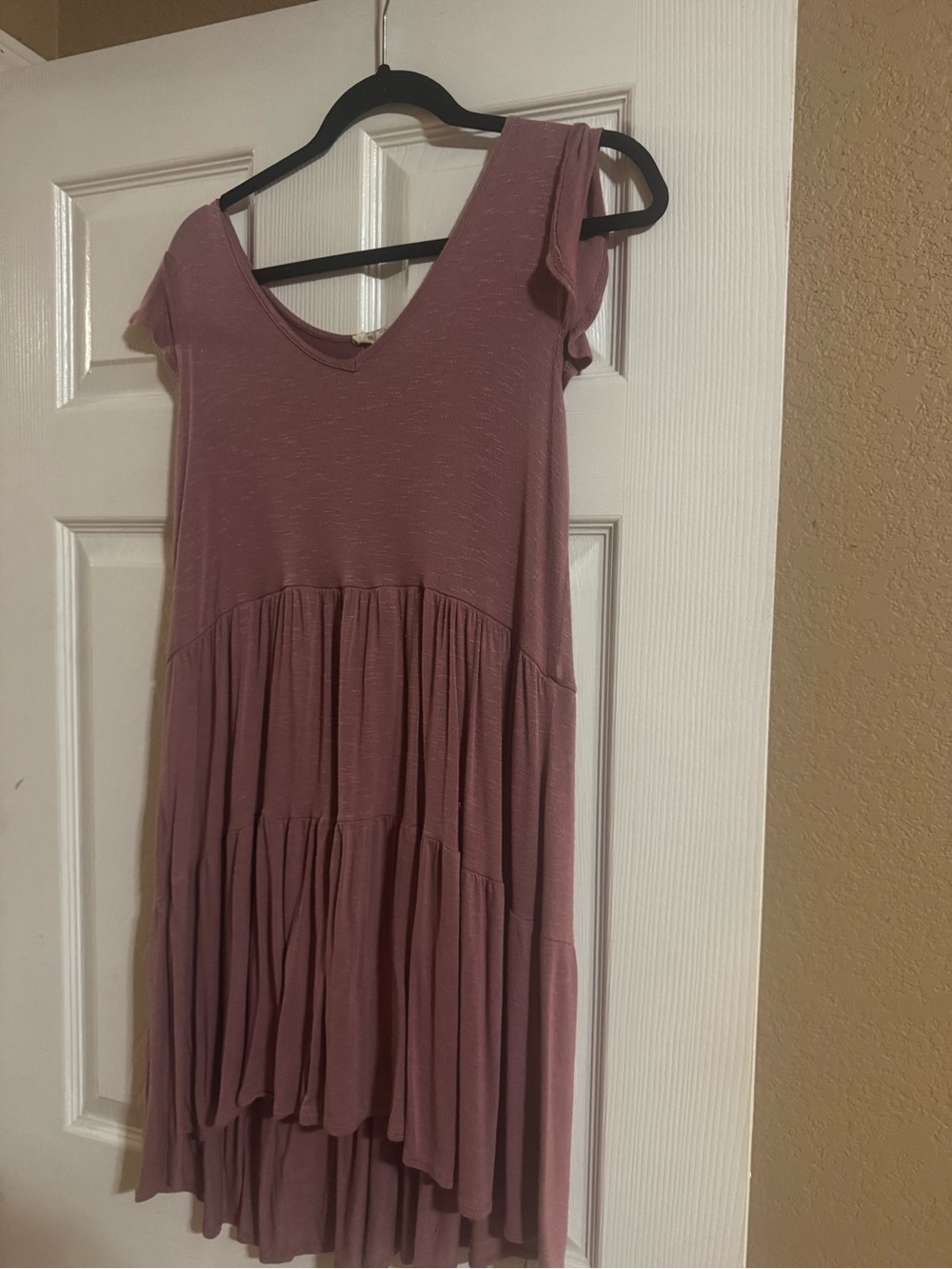 Women's Mauve Tiered V-Neck Dress - Soft Casual Style